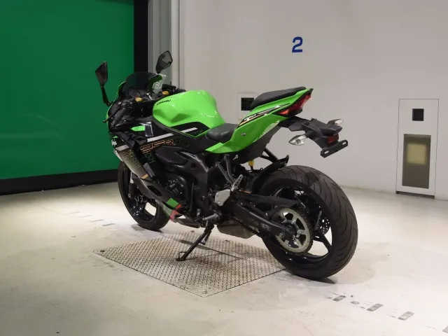 Kawasaki Ninja ZX-25R, black | green, фото 6