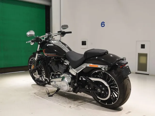 Harley-Davidson FXBR1920 2023, чёрный, фото 6