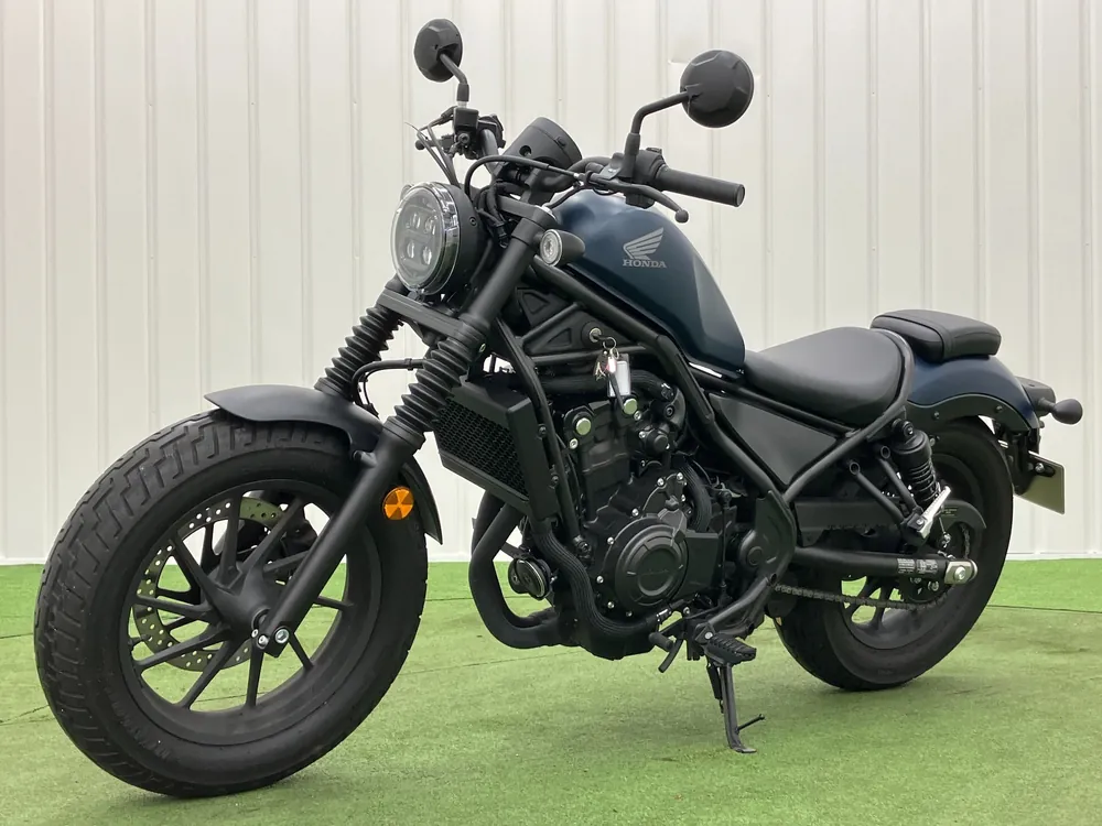 Honda Rebel 500 2023, чёрный, blue m, фото 4