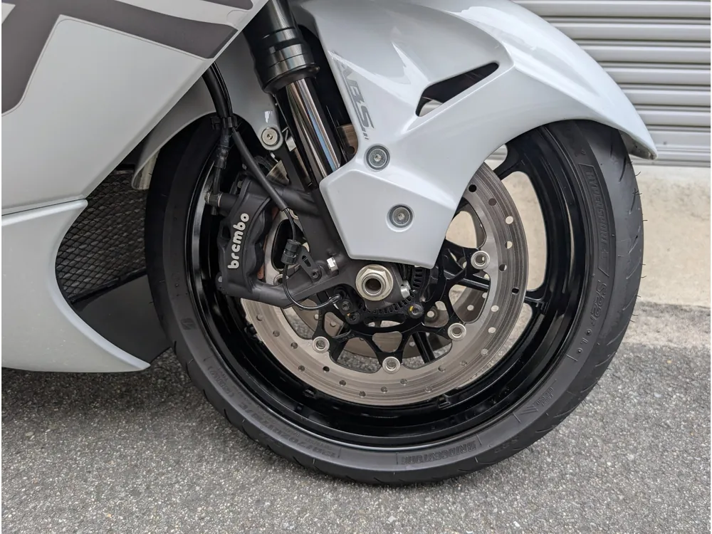 Suzuki Hayabusa 2025, белый, фото 9