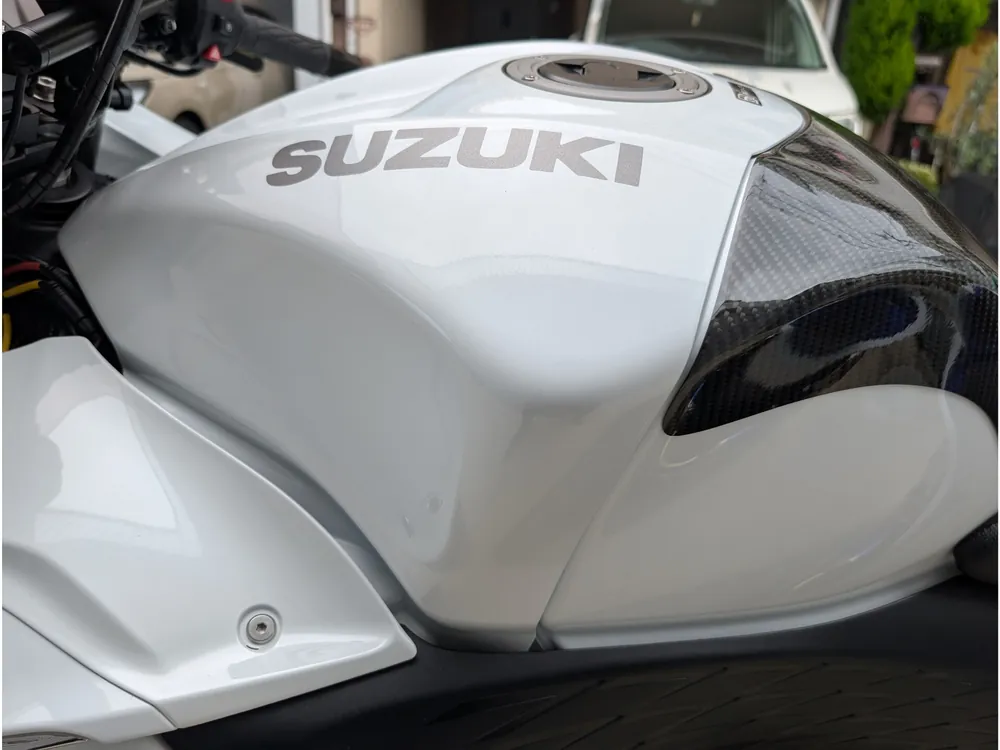 Suzuki Hayabusa 2025, белый, фото 10