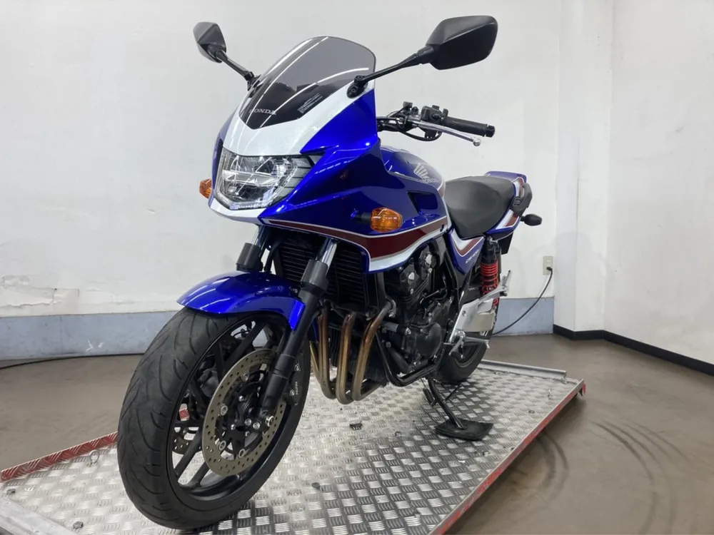 Honda CB400SB 2020, white / red / blue, фото 5