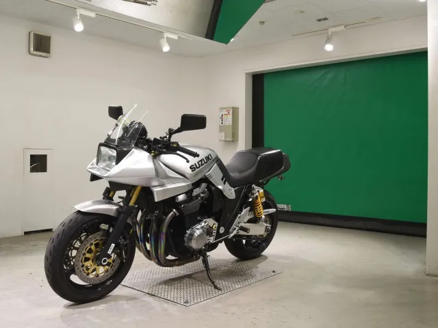 Suzuki GSX1400 2003, серебристый, фото 4