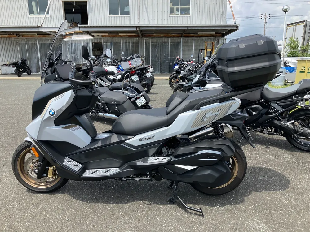 BMW C400Gt 2026, белый, фото 3