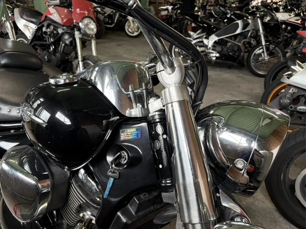 Suzuki Intruder 400 Classic 2009, чёрный, фото 3