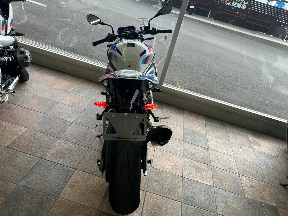 BMW S1000Rr 2022, white / red / blue, фото 5