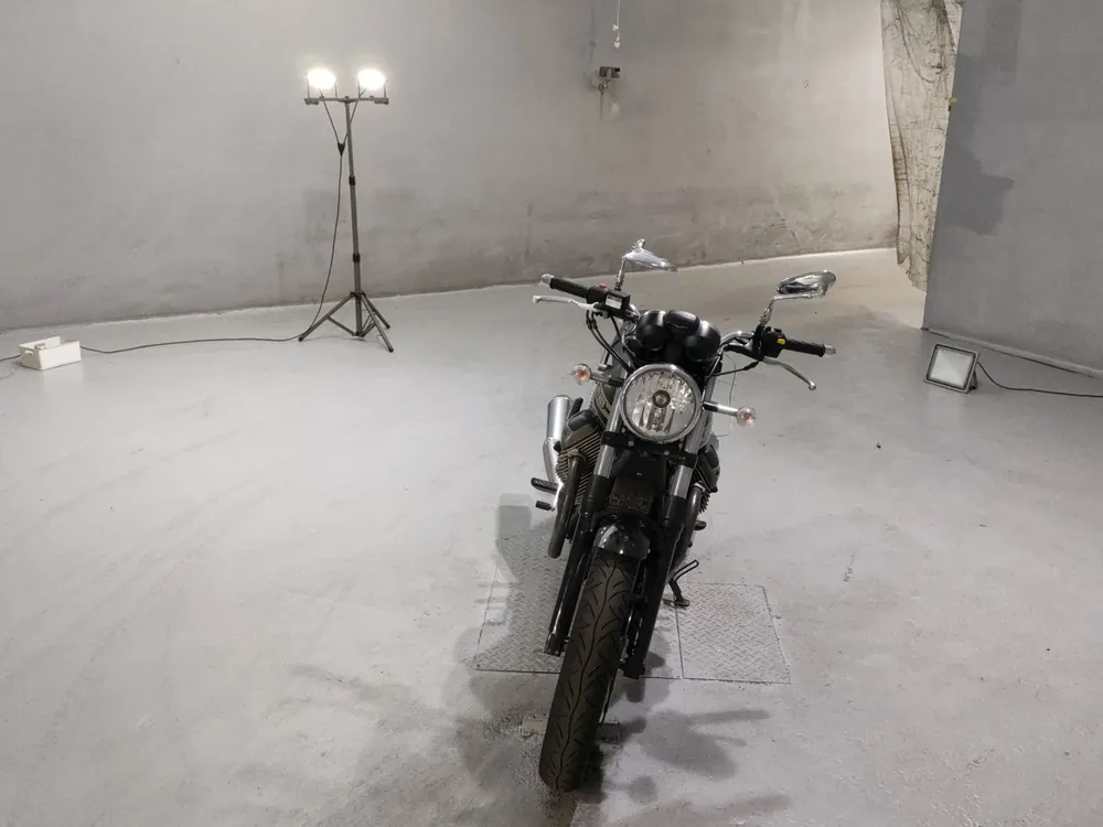 Moto Guzzi V7 Classic 2011, чёрный, фото 3