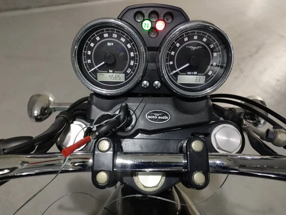 Moto Guzzi V7 Classic 2011, чёрный, фото 5