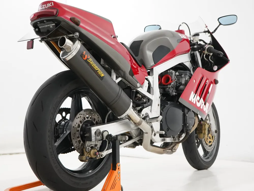 Suzuki GSX-R1100 1987, gun m/ red, фото 5