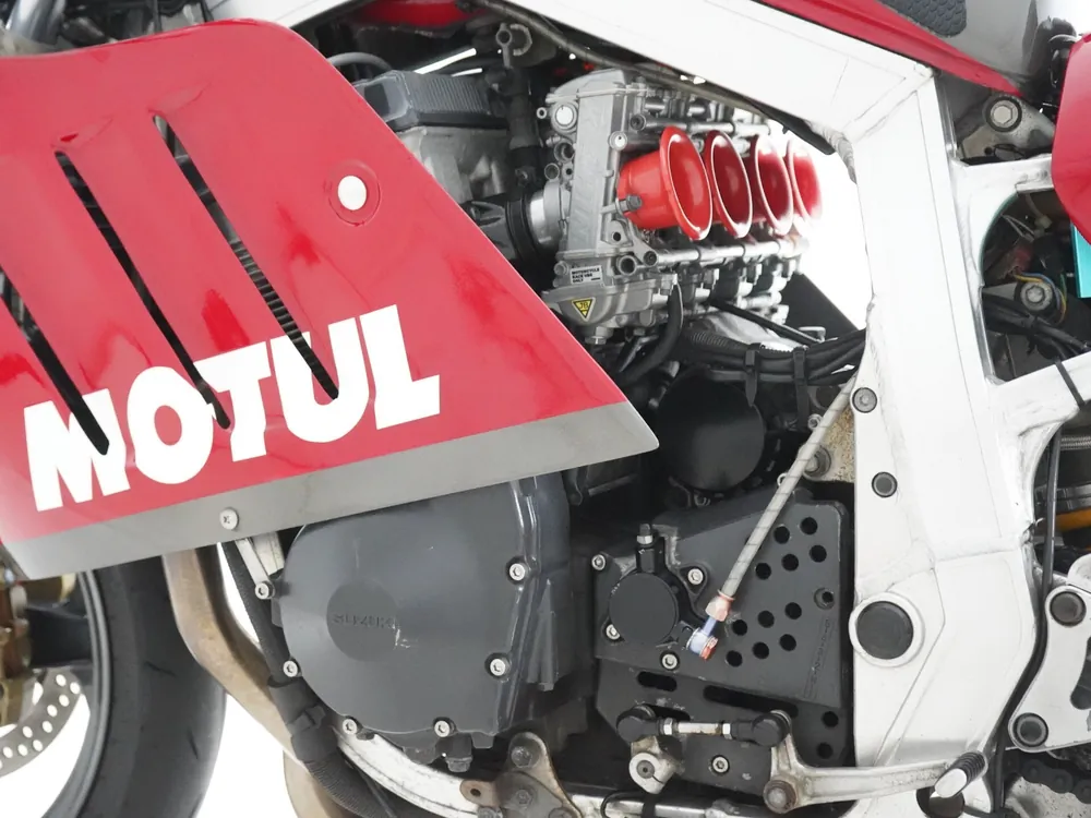 Suzuki GSX-R1100 1987, gun m/ red, фото 9
