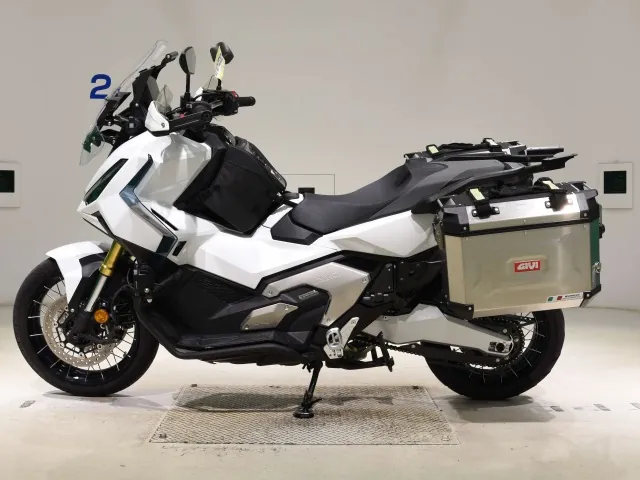 Honda X-ADV750 2024, белый, фото 2