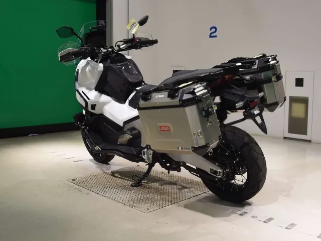 Honda X-ADV750 2024, белый, фото 6