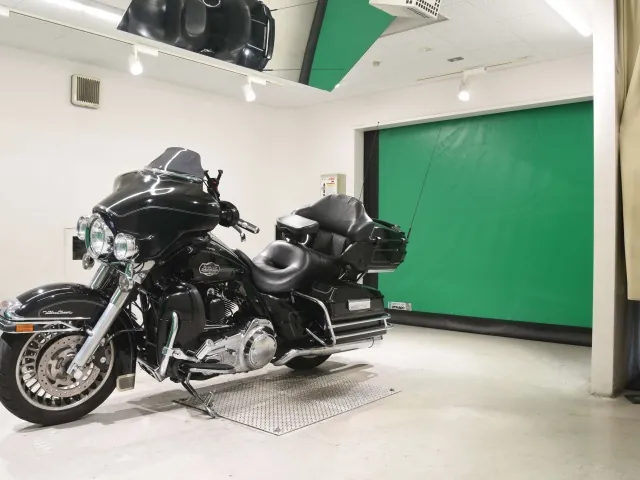 Harley-Davidson FLHTCU1580 2009, чёрный, фото 4