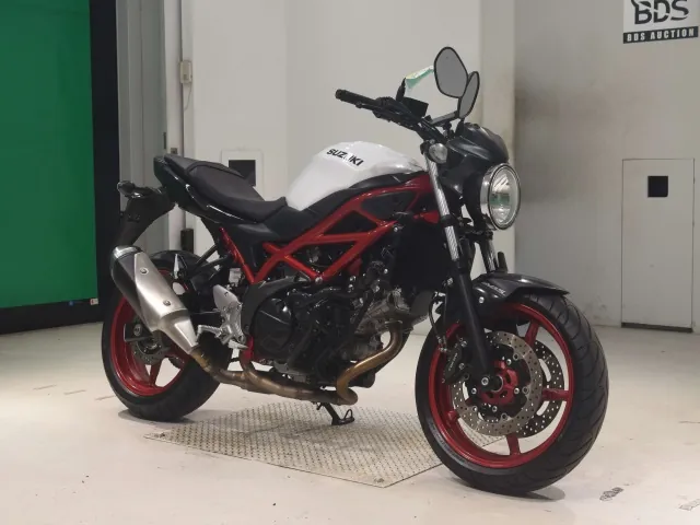 Suzuki SV650 2021, белый, фото 3