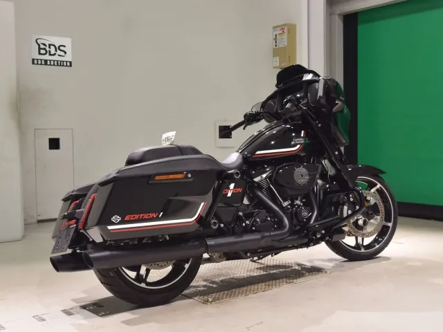 Harley-Davidson FLHX1920 2025, чёрный, фото 5