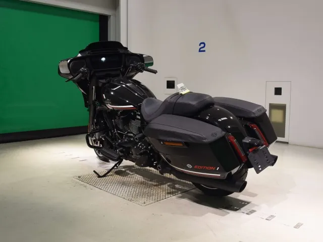 Harley-Davidson FLHX1920 2025, чёрный, фото 6