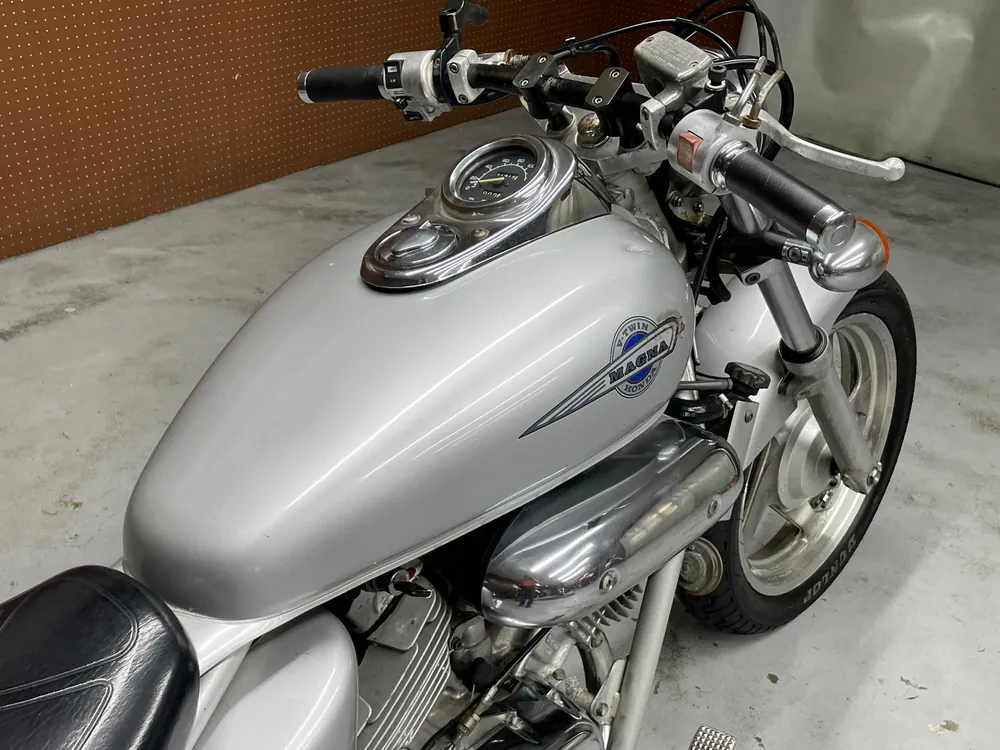 Honda V-Twin Magna 250, серебристый, фото 9