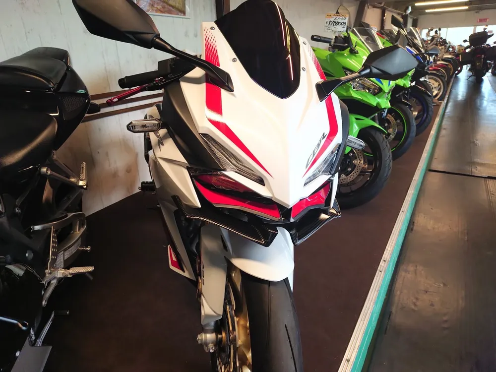 Honda CBR250RR, p white, фото 2