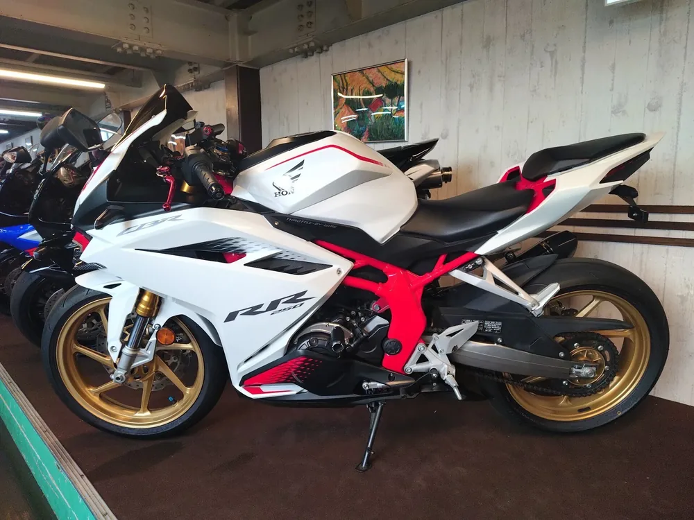 Honda CBR250RR, p white, фото 7