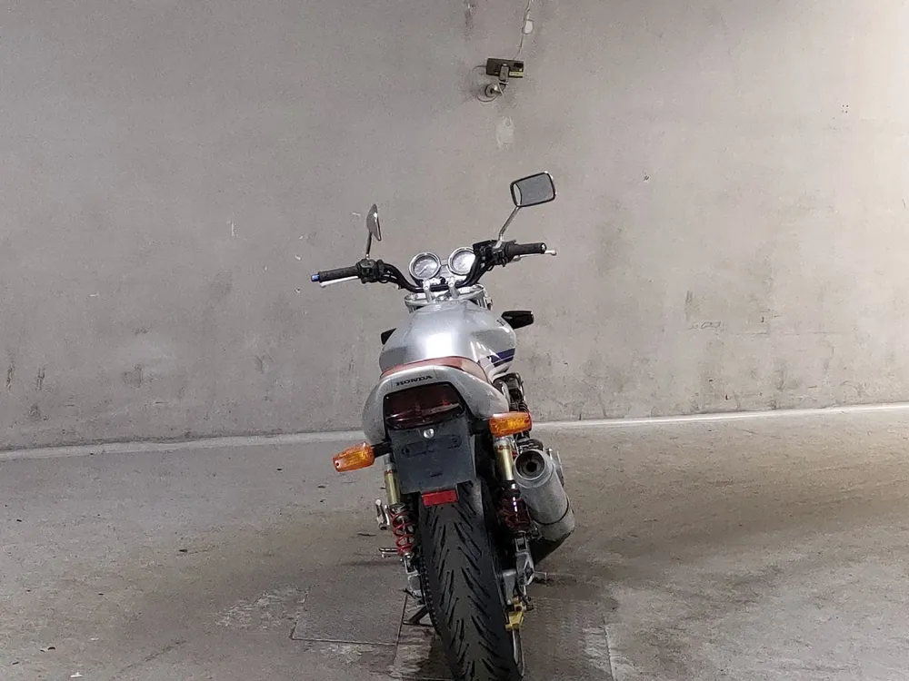 Honda CB400 Super Four 1999, серебристый, фото 4