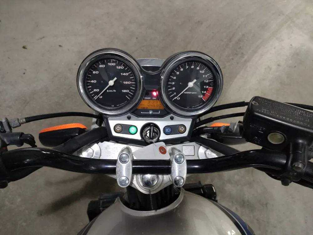 Honda CB400 Super Four 1999, серебристый, фото 5