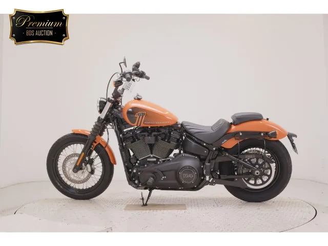 Harley-Davidson FXBBS1870 2021, оранжевый, фото 2