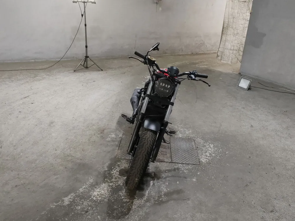 Honda Rebel 250, красный, фото 3