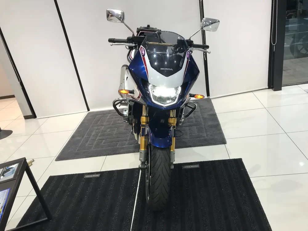 Honda CB1300 2021, white / navy blue, фото 3