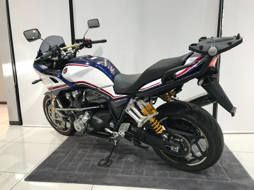 Honda CB1300 2021, white / navy blue, фото 7