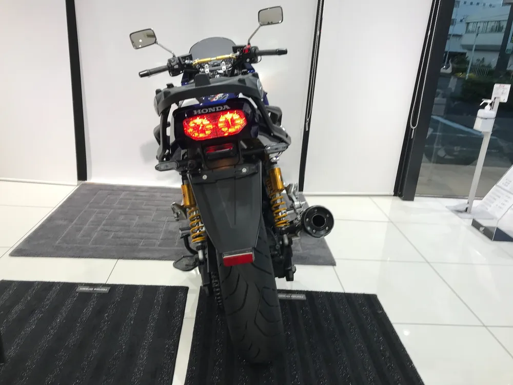 Honda CB1300 2021, white / navy blue, фото 8