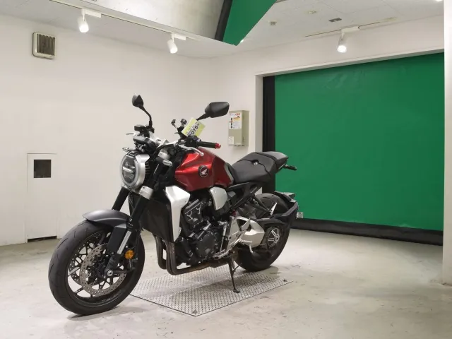Honda CB1000R 2019, красный, фото 4