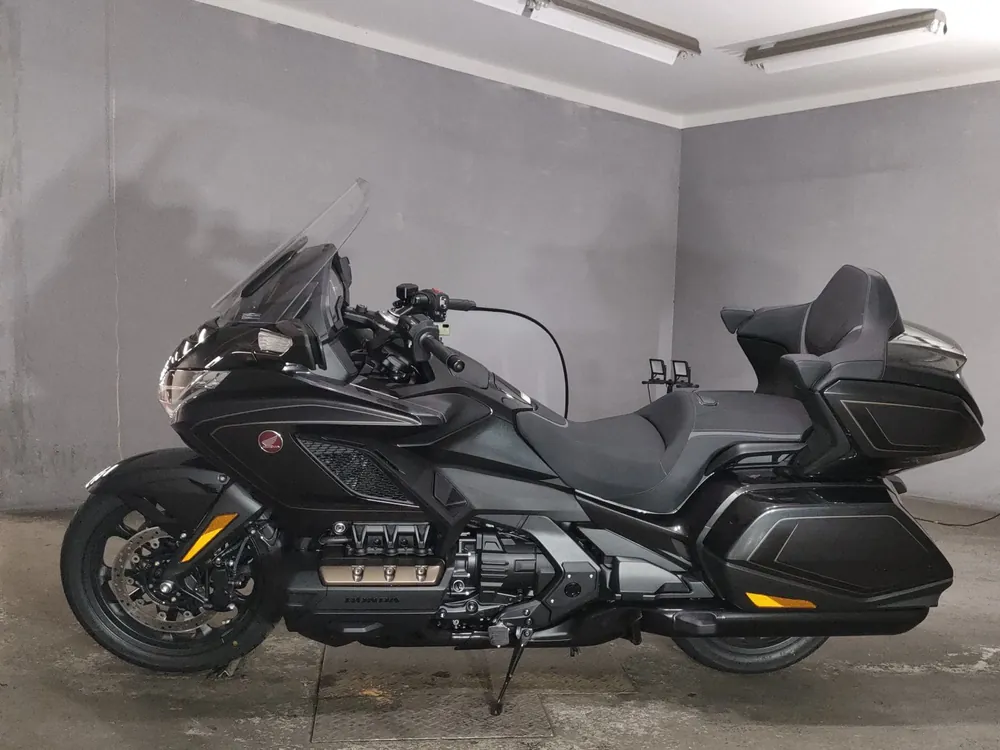Honda GL1800 2026, чёрный, фото 2