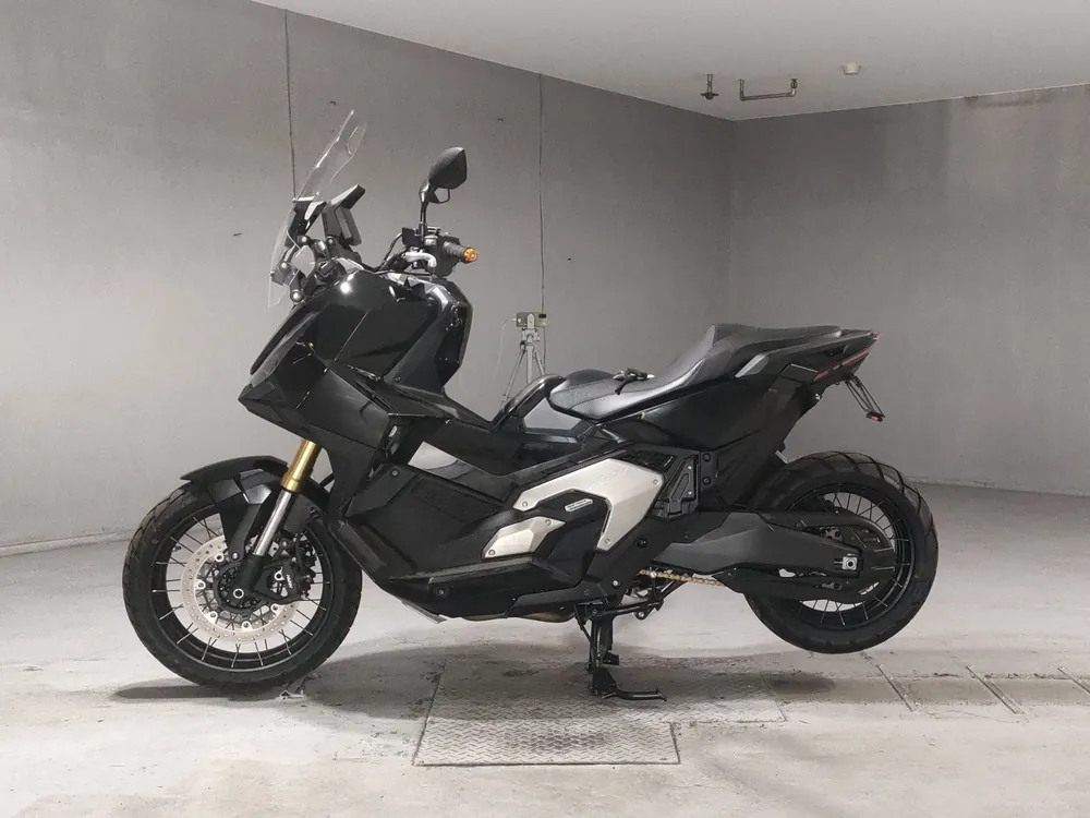 Honda X-ADV750 2026, чёрный, фото 2