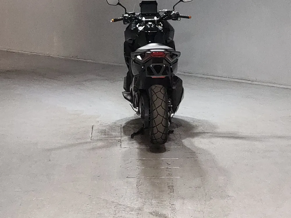 Honda X-ADV750 2026, чёрный, фото 4