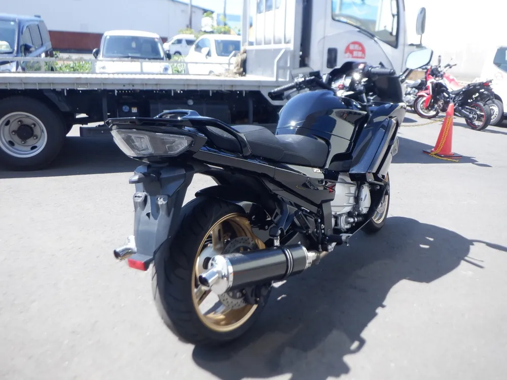 Yamaha FJR1300 2023, чёрный, фото 5