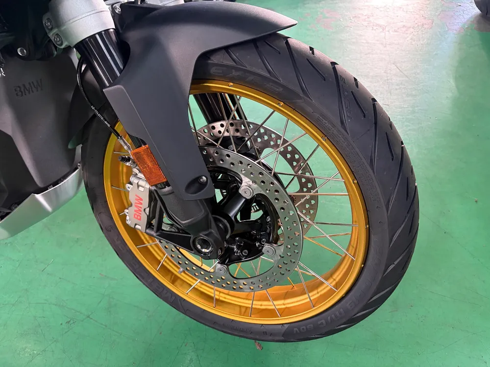 BMW R1300Gs Adv Asa 2026, tricolor color, фото 6