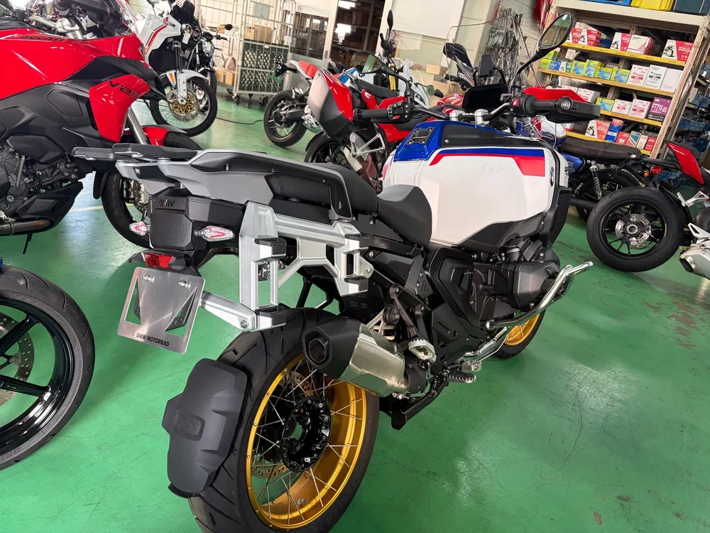 BMW R1300Gs Adv Asa 2026, tricolor color, фото 9
