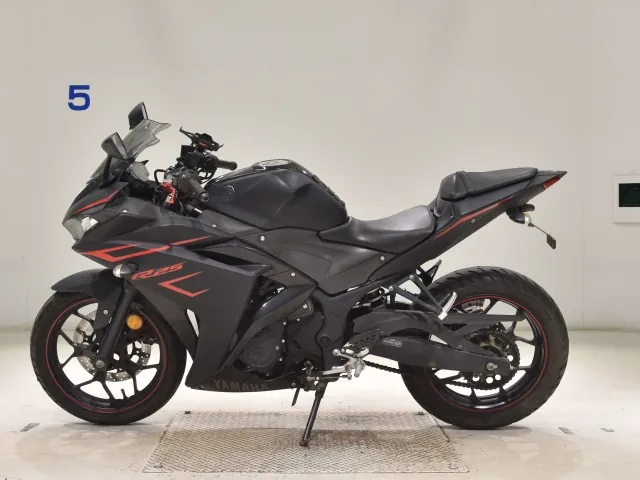 Yamaha YZF-R25, matt black, фото 2