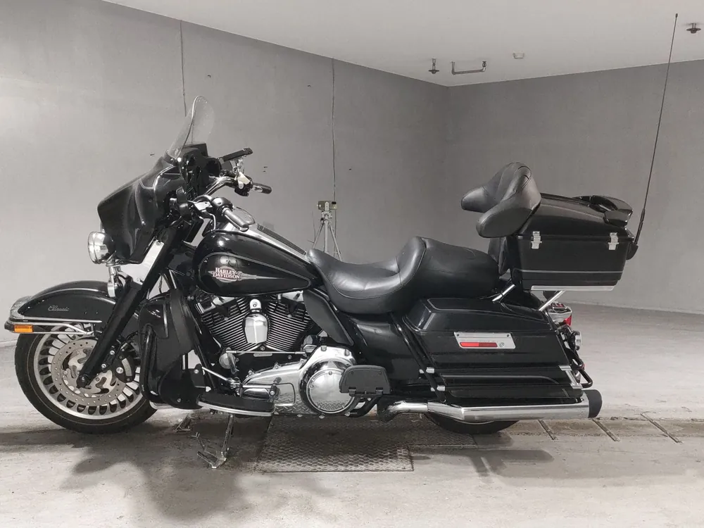 Harley-Davidson FLHTC1580 2009, чёрный, фото 2