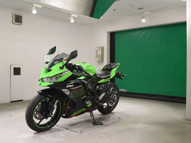 Kawasaki Ninja ZX-25R, зелёный, фото 4
