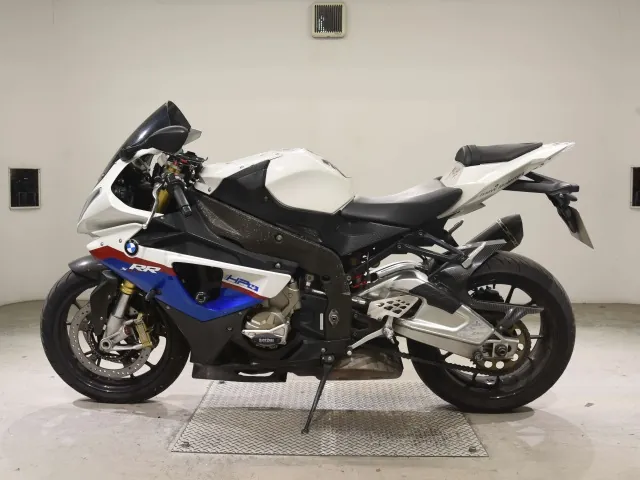 BMW S1000Rr 2010, white | red | blue, фото 2