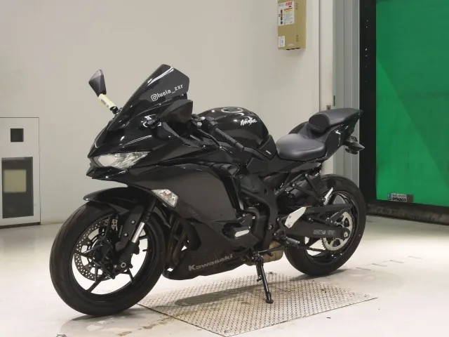 Kawasaki Ninja ZX-25R, чёрный, фото 4