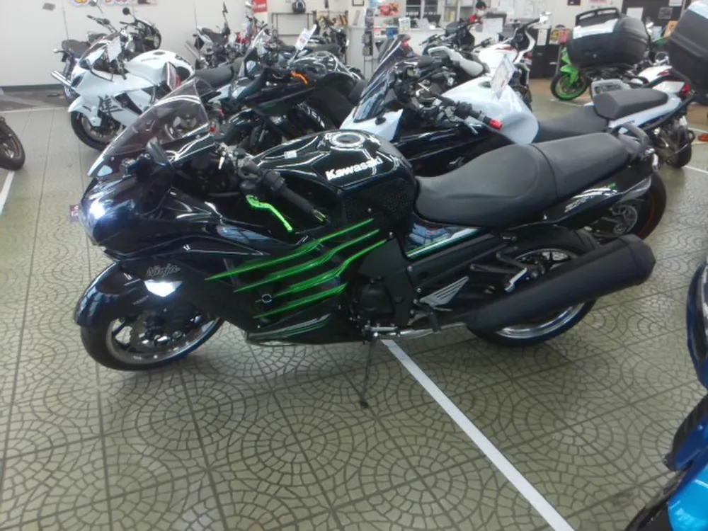Kawasaki Ninja ZX-14R 2016, black/green, фото 2