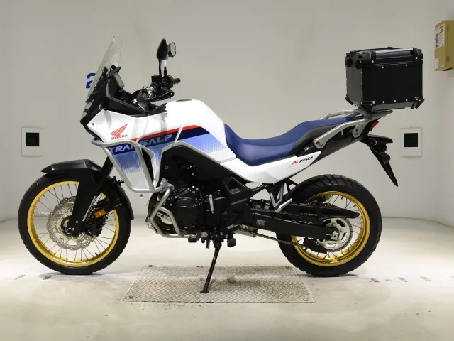 Honda XL750 Transalp 2023, белый, фото 2