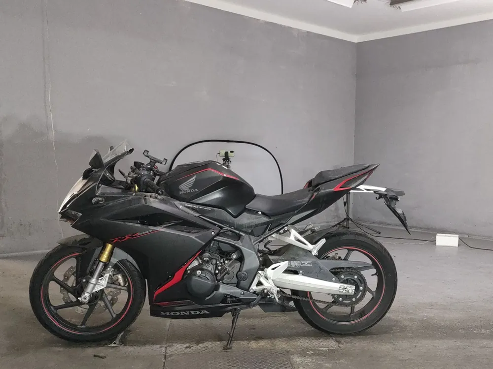 Honda CBR250RR, чёрный, фото 2