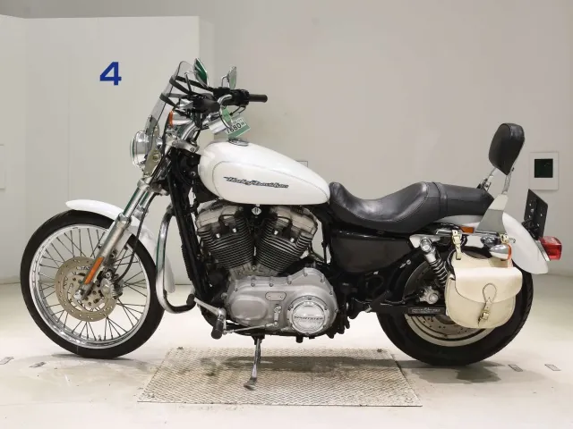 Harley-Davidson XL883C 2004, белый, фото 2