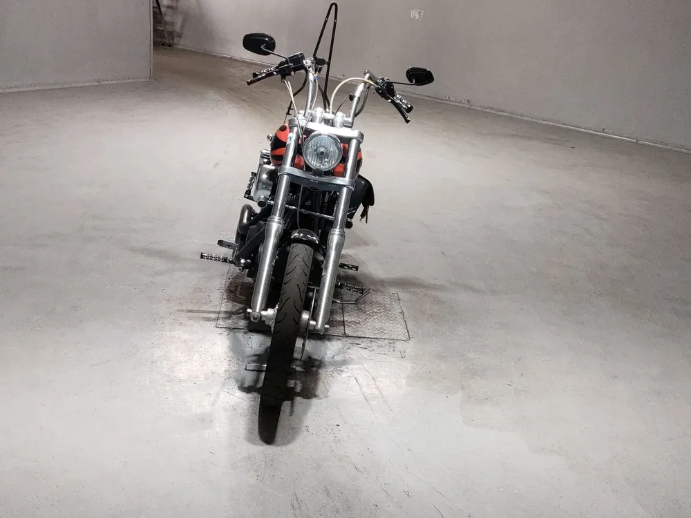 Harley-Davidson FXDWG1580 2010, чёрный, оранжевый, фото 3