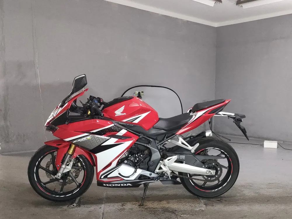 Honda CBR250RR, white / red, фото 2