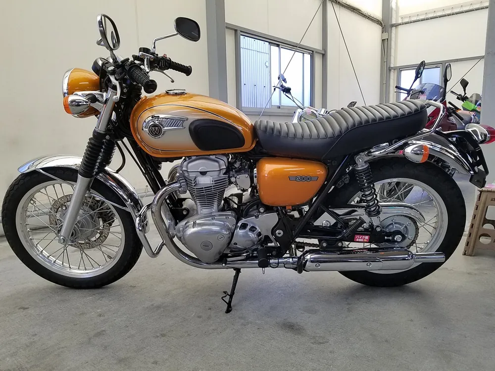 Kawasaki W800 2011, orange / white, фото 2