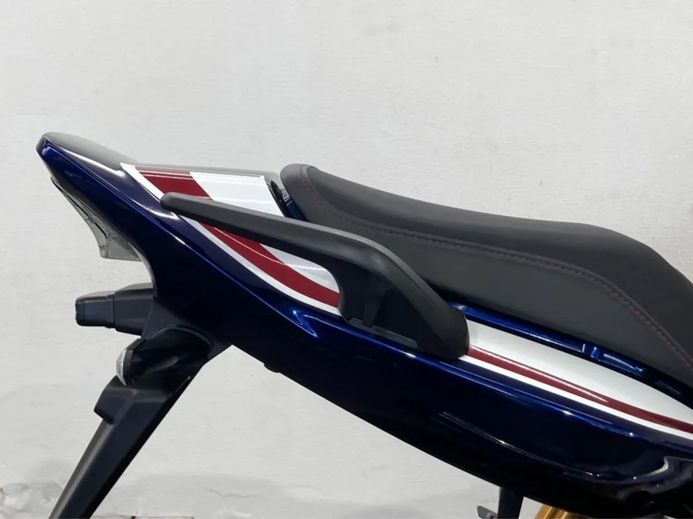 Honda CB1300 2024, white / red / blue, фото 14